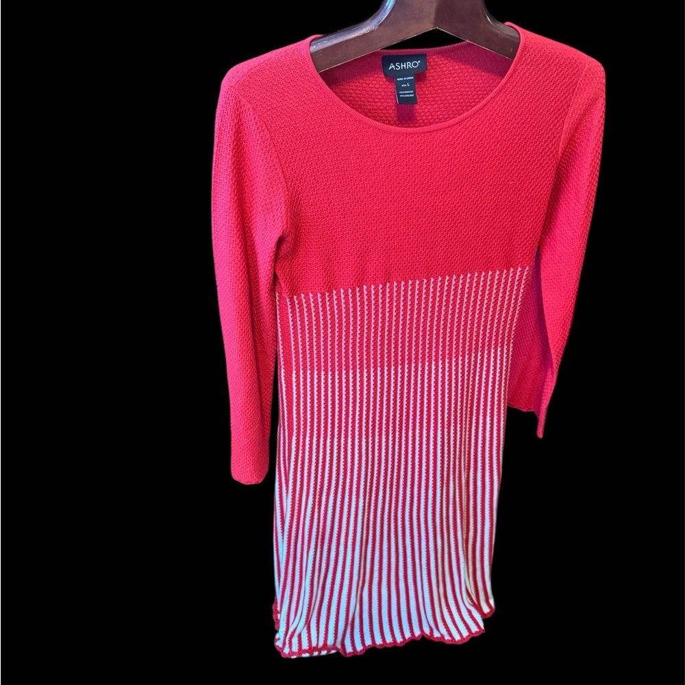 Ashro fine knit dress size L in like new condition
